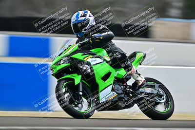media/Apr-18-2025-TrackDaz (Fri) [[45f5874c44]]/B Group/Session 4 (Turn 6 - Outside)/